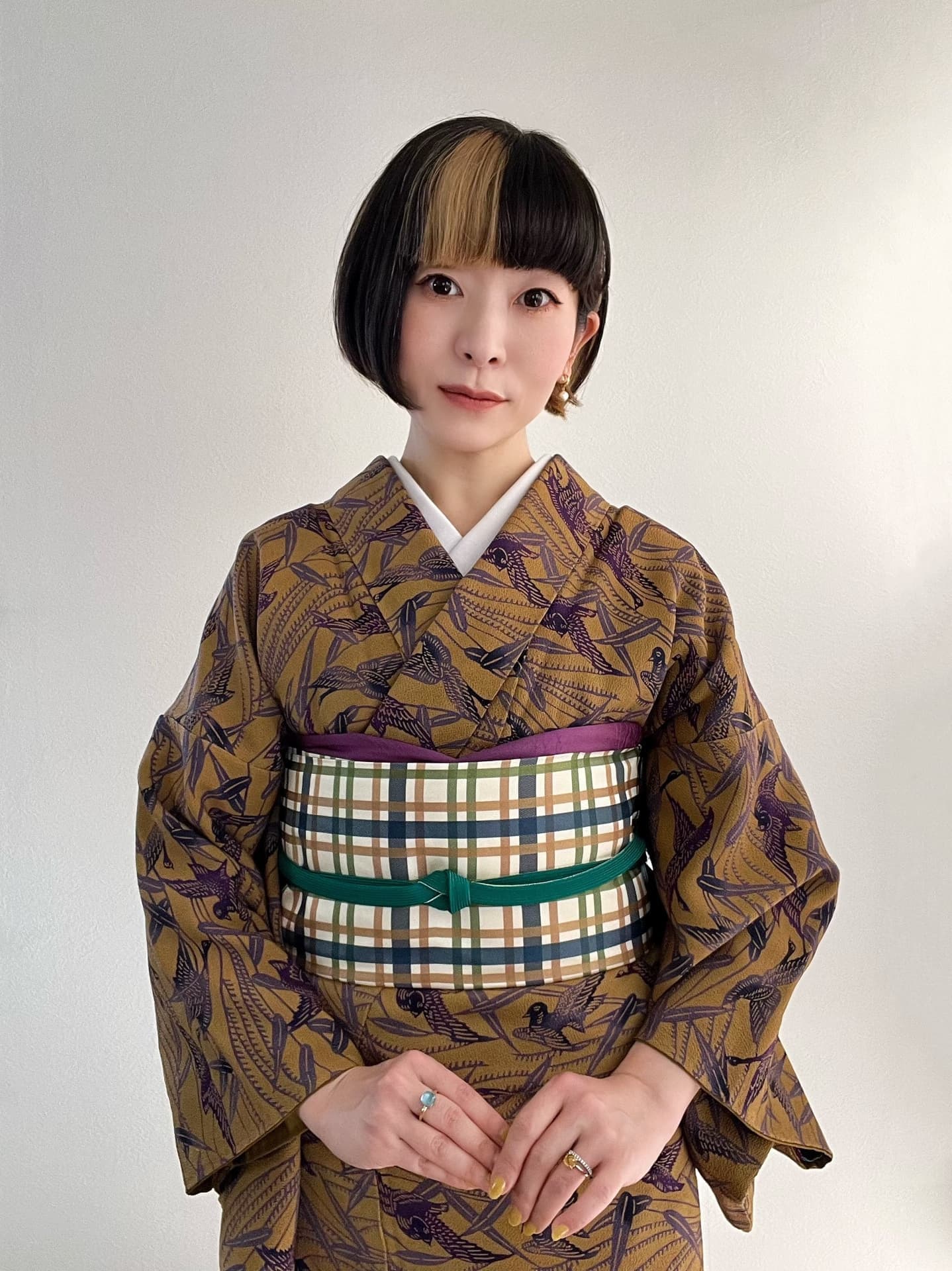 きもの・SUMIRE ISHIOKA スミレイシオカ